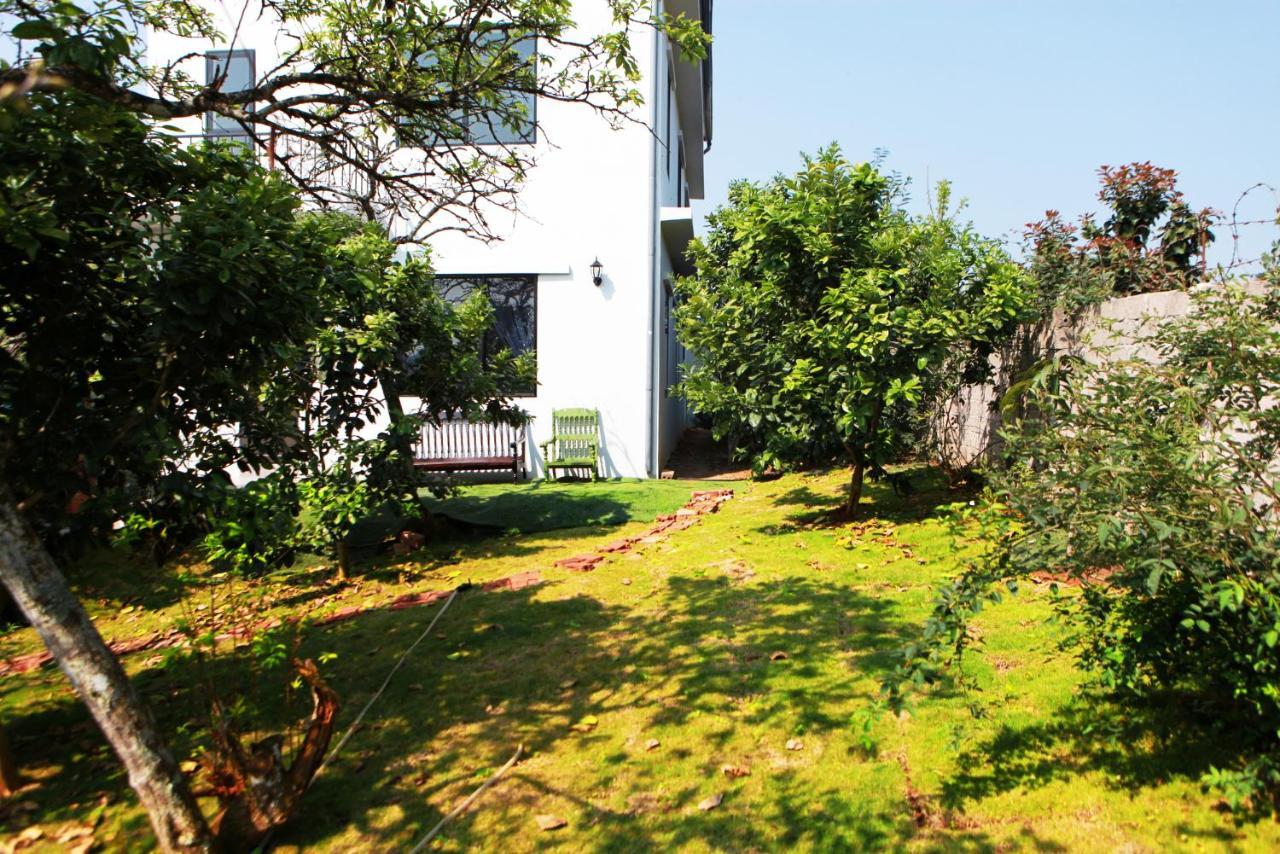 Moc Chau Cottage Homestay Guest house 2*